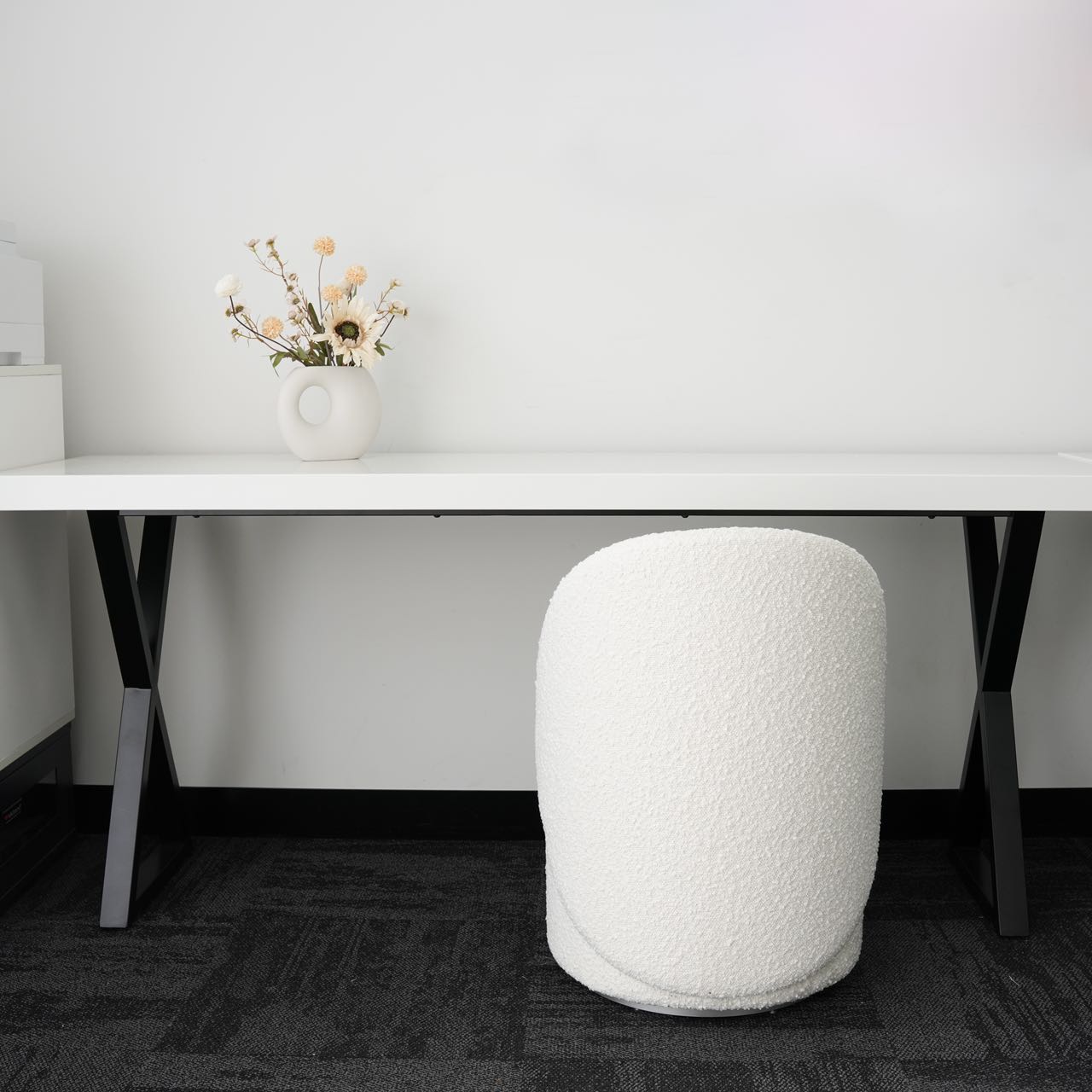 Flower Dressing Chair