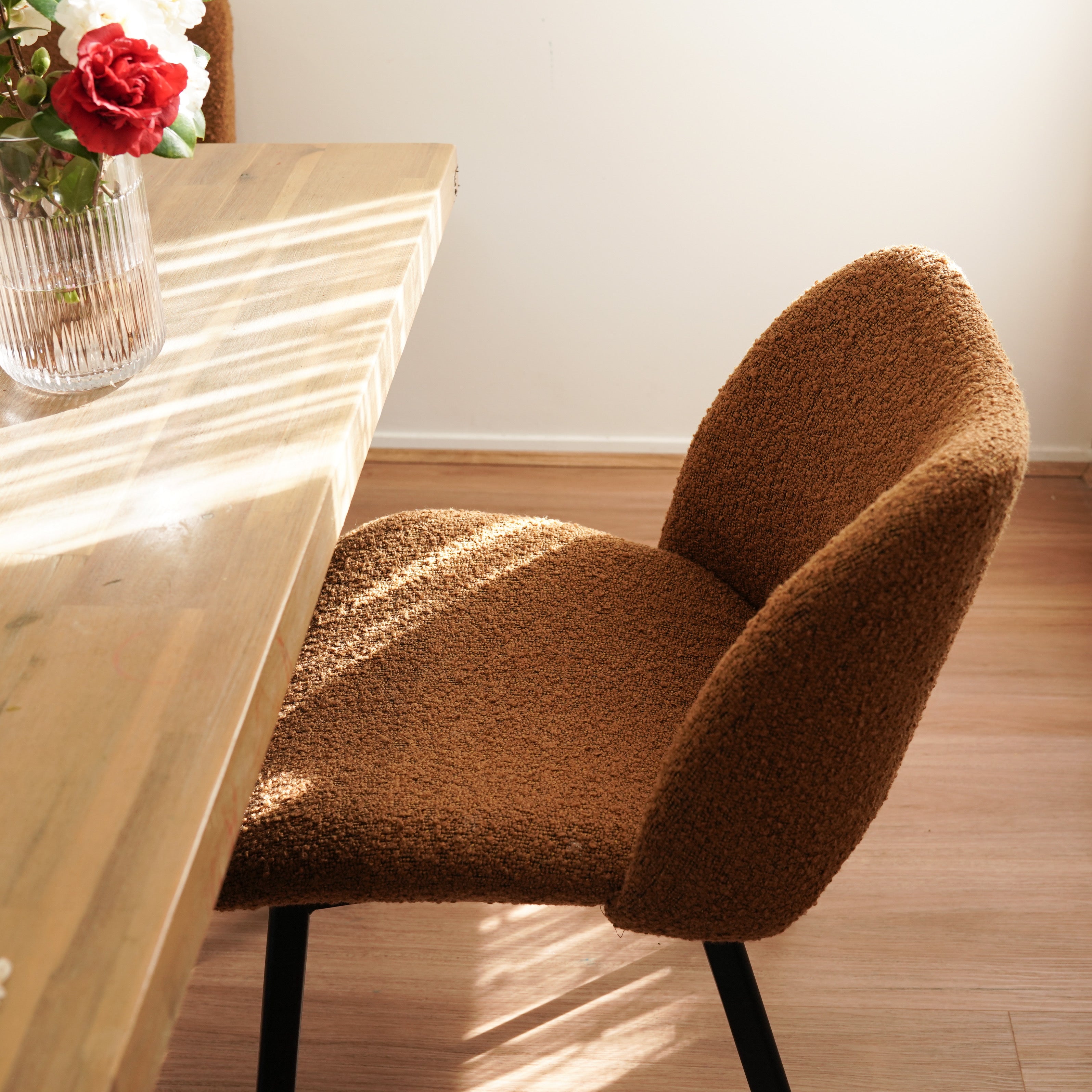Della Chair