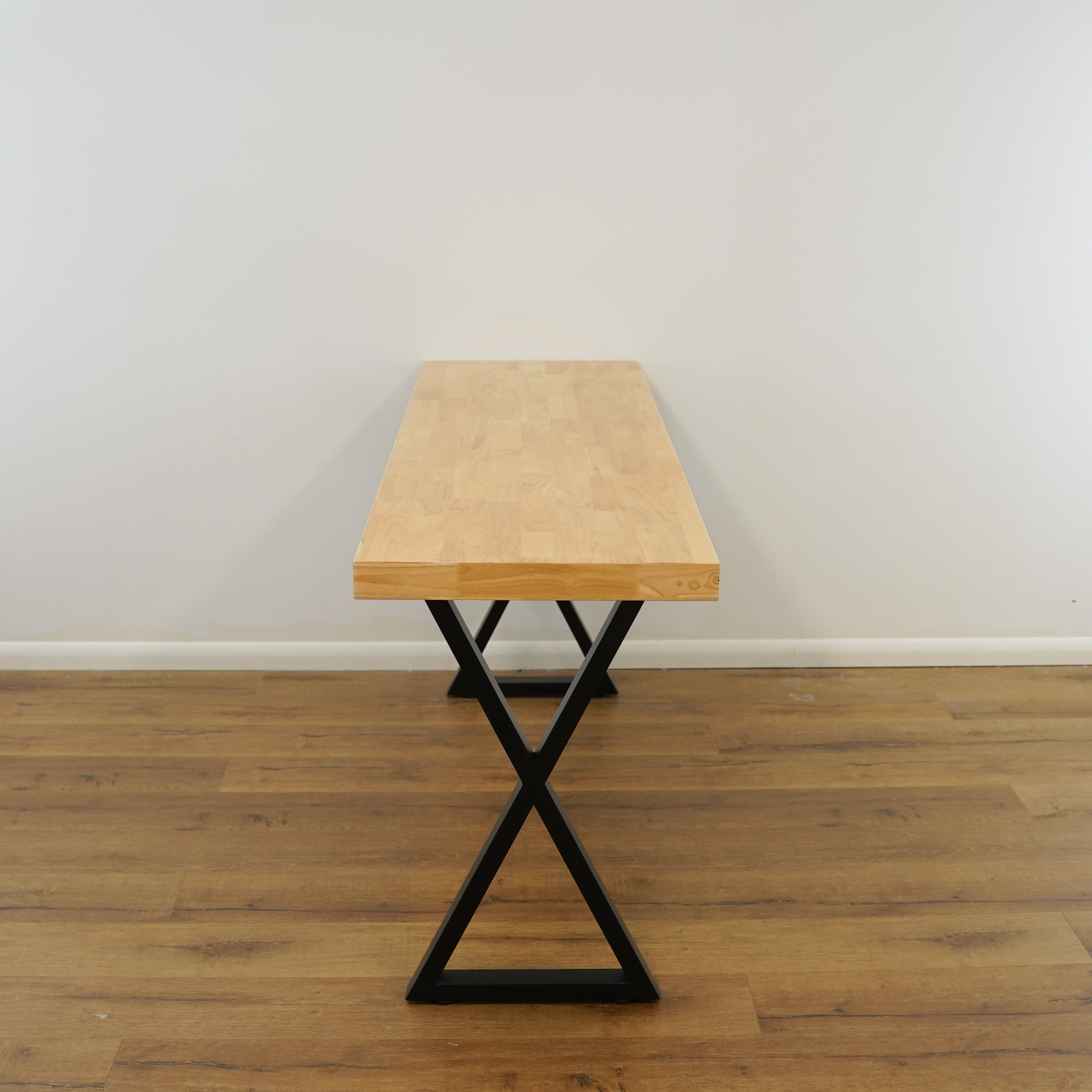 Elowen Table