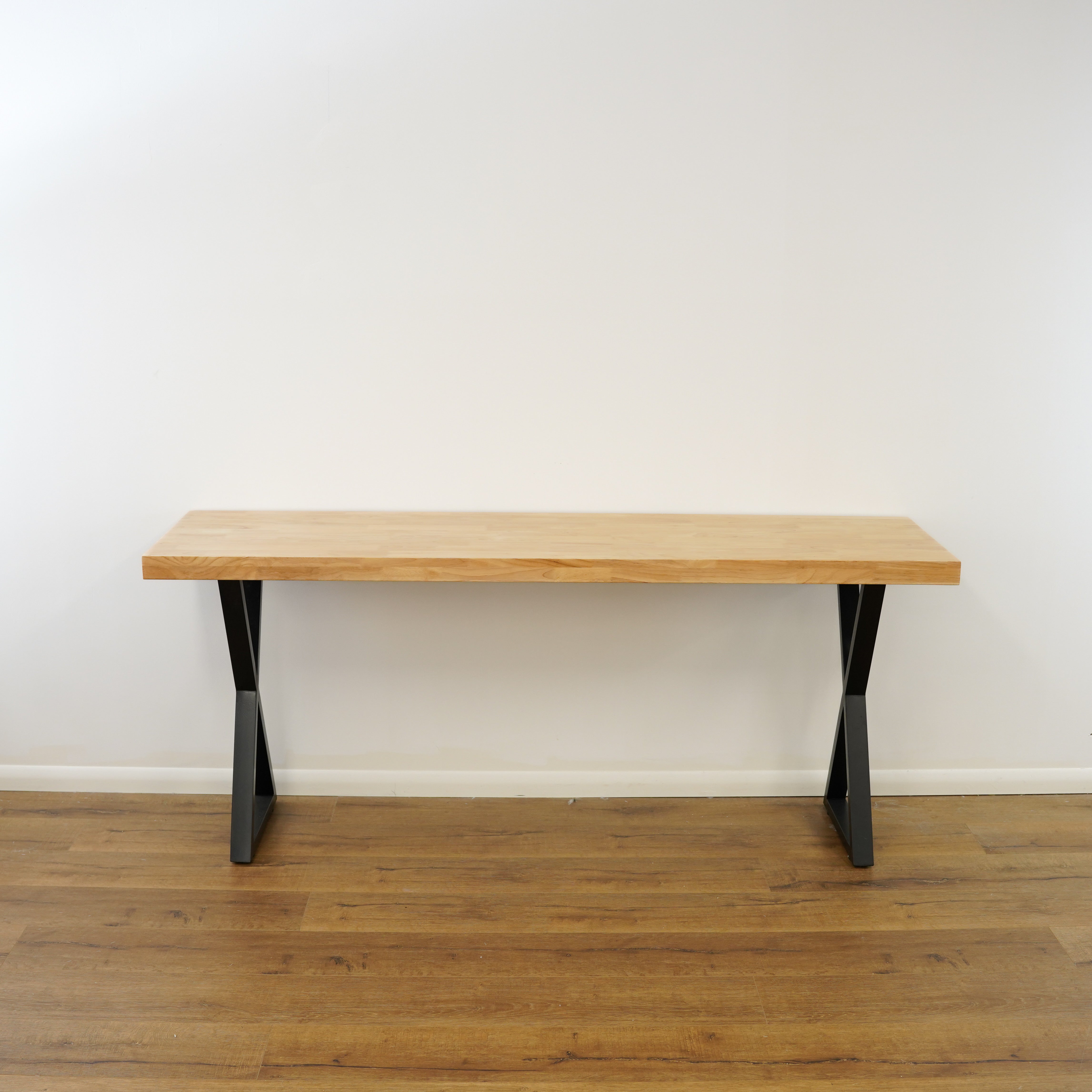 Elowen Table