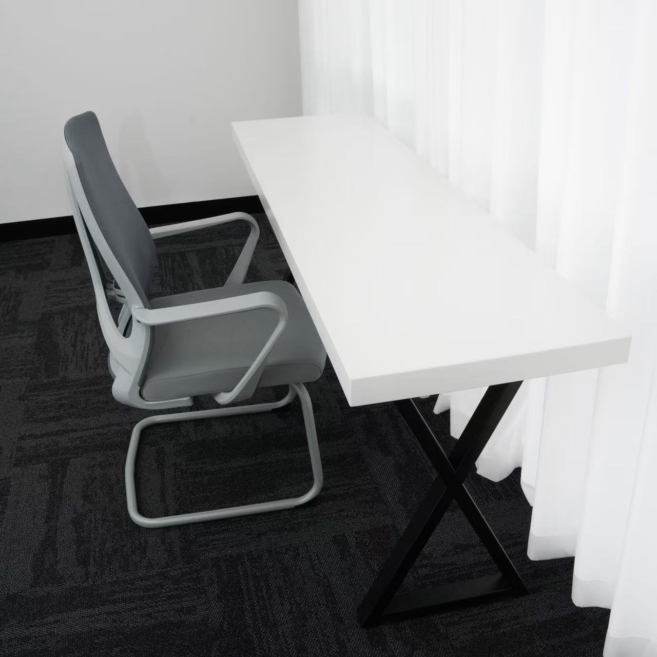 Elowen Table
