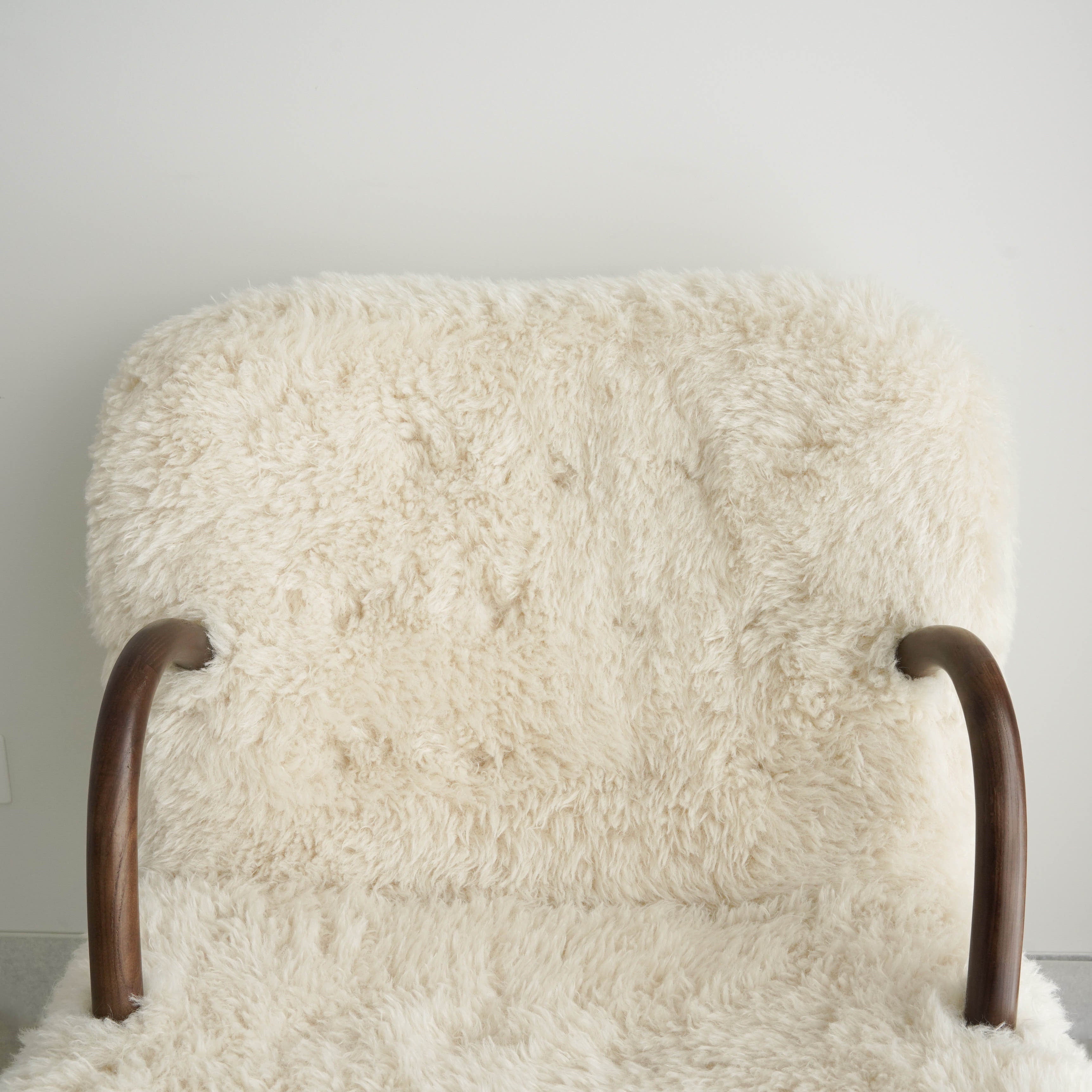 Zooye Armchair
