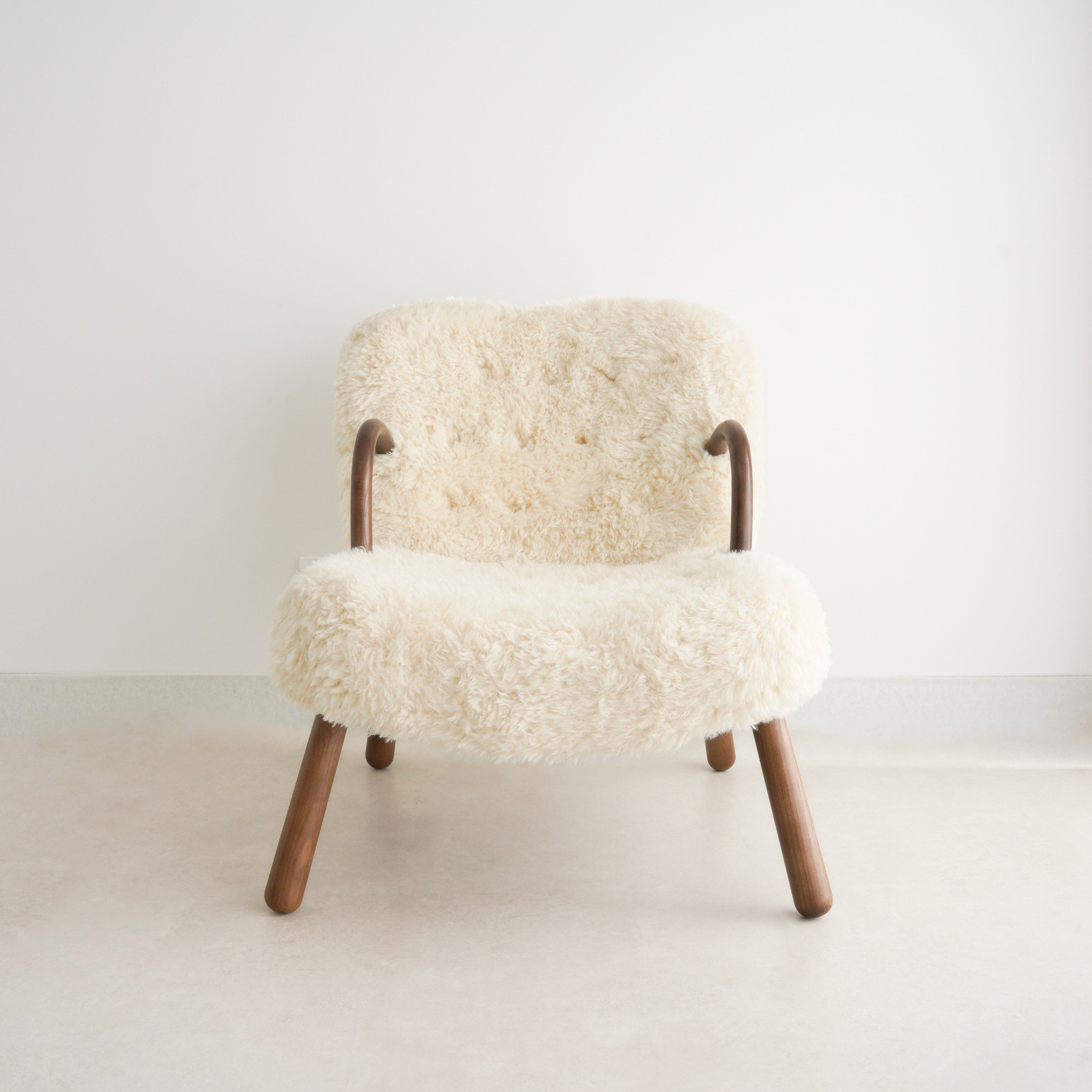 Zooye Armchair