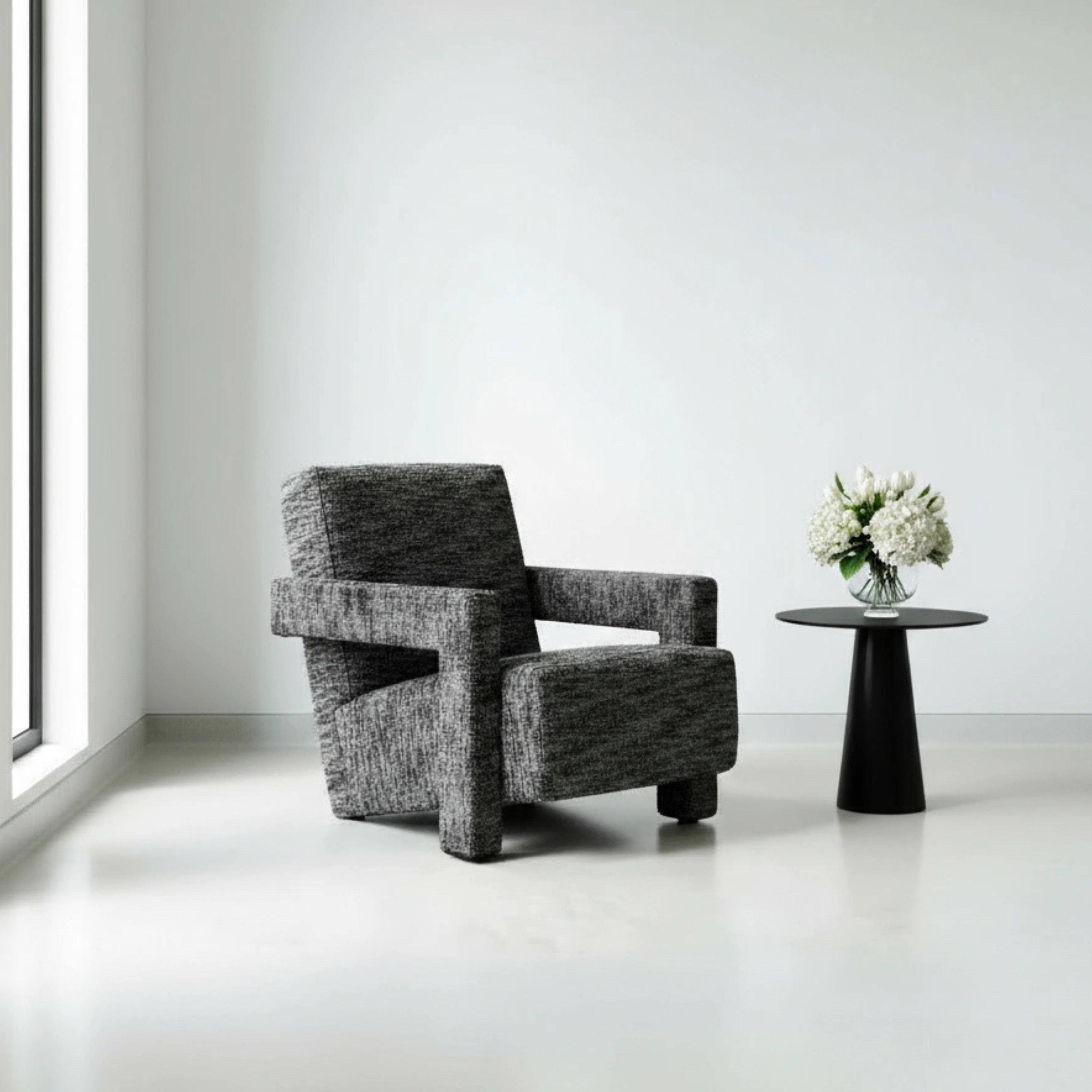 Monophy Armchair