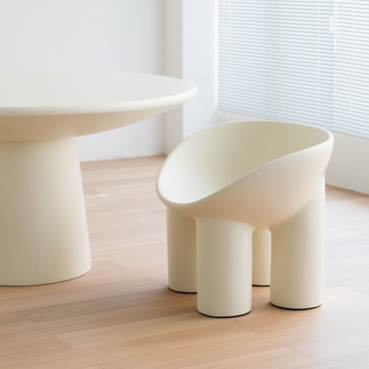 Spenser Chair