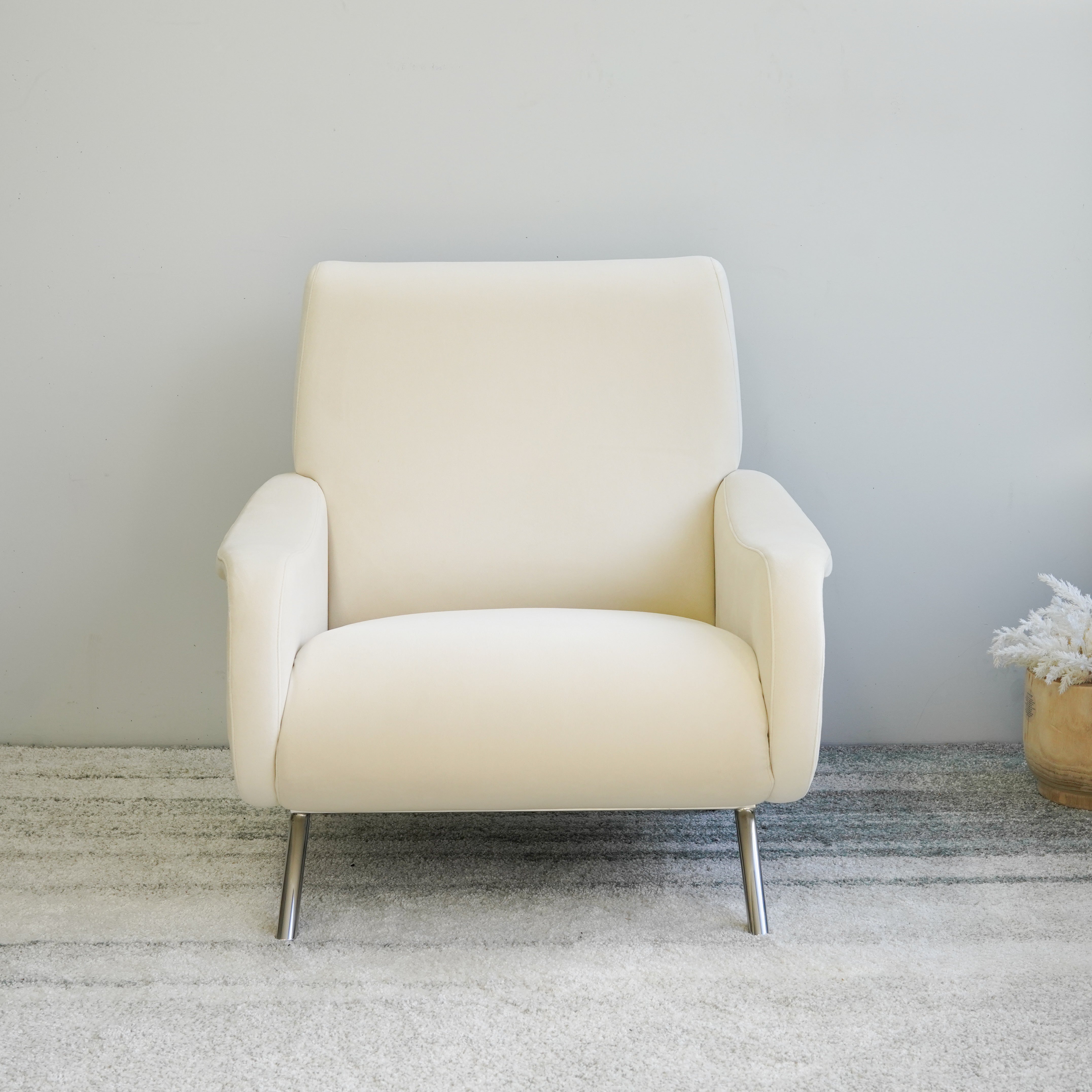 Carly Leisure Armchair