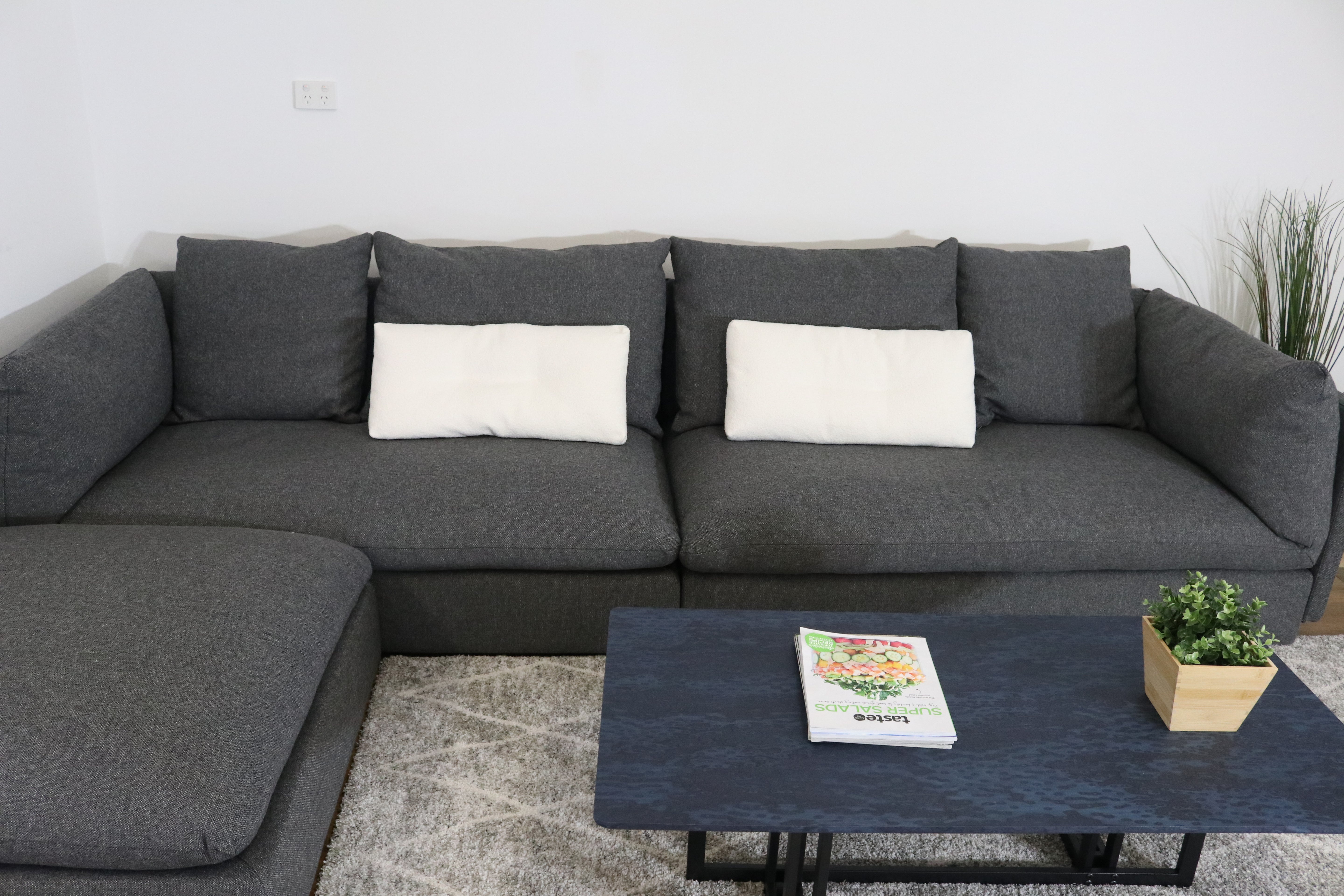 Akely Sectional Couch