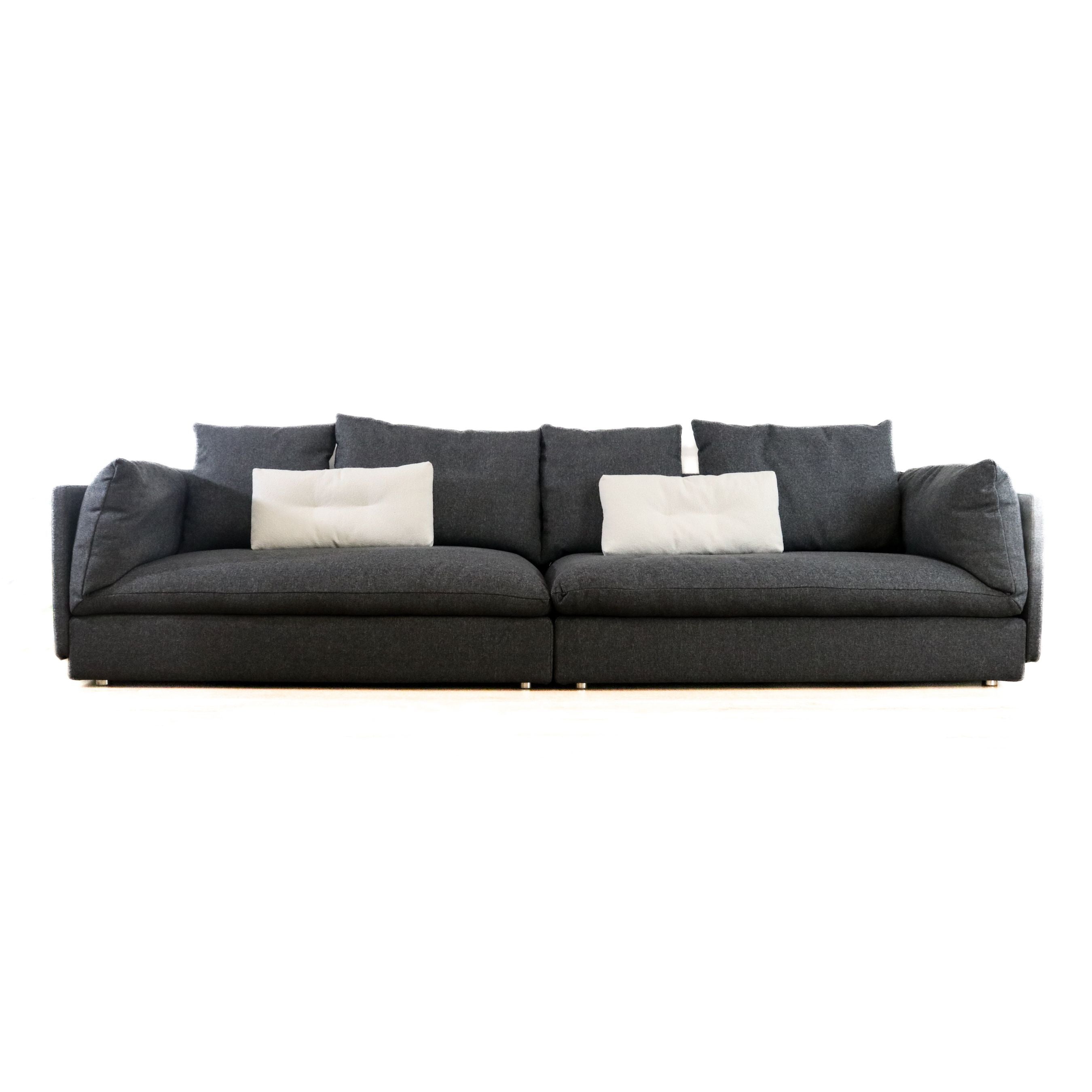 Akely Sectional Couch