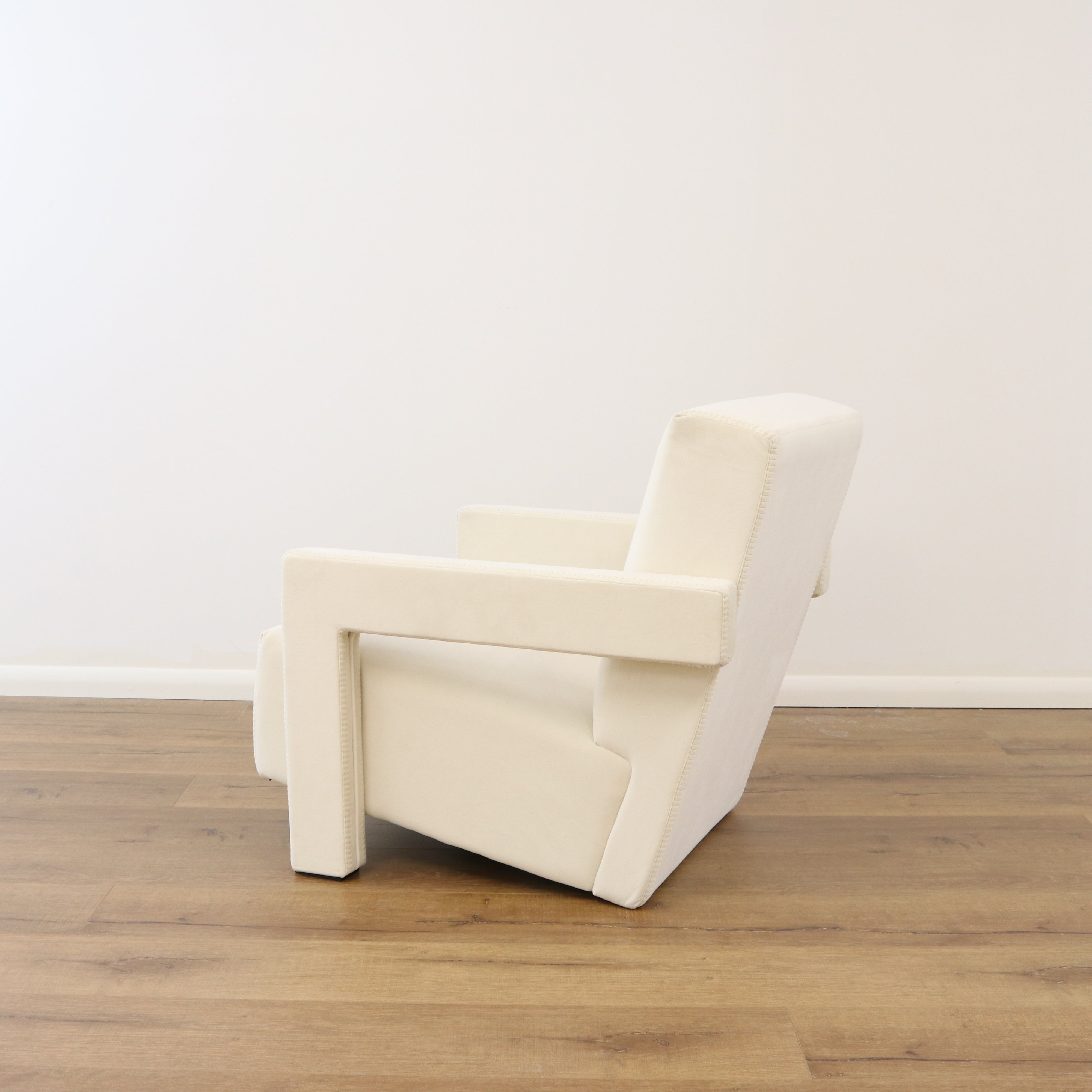 Monophy  Armchair