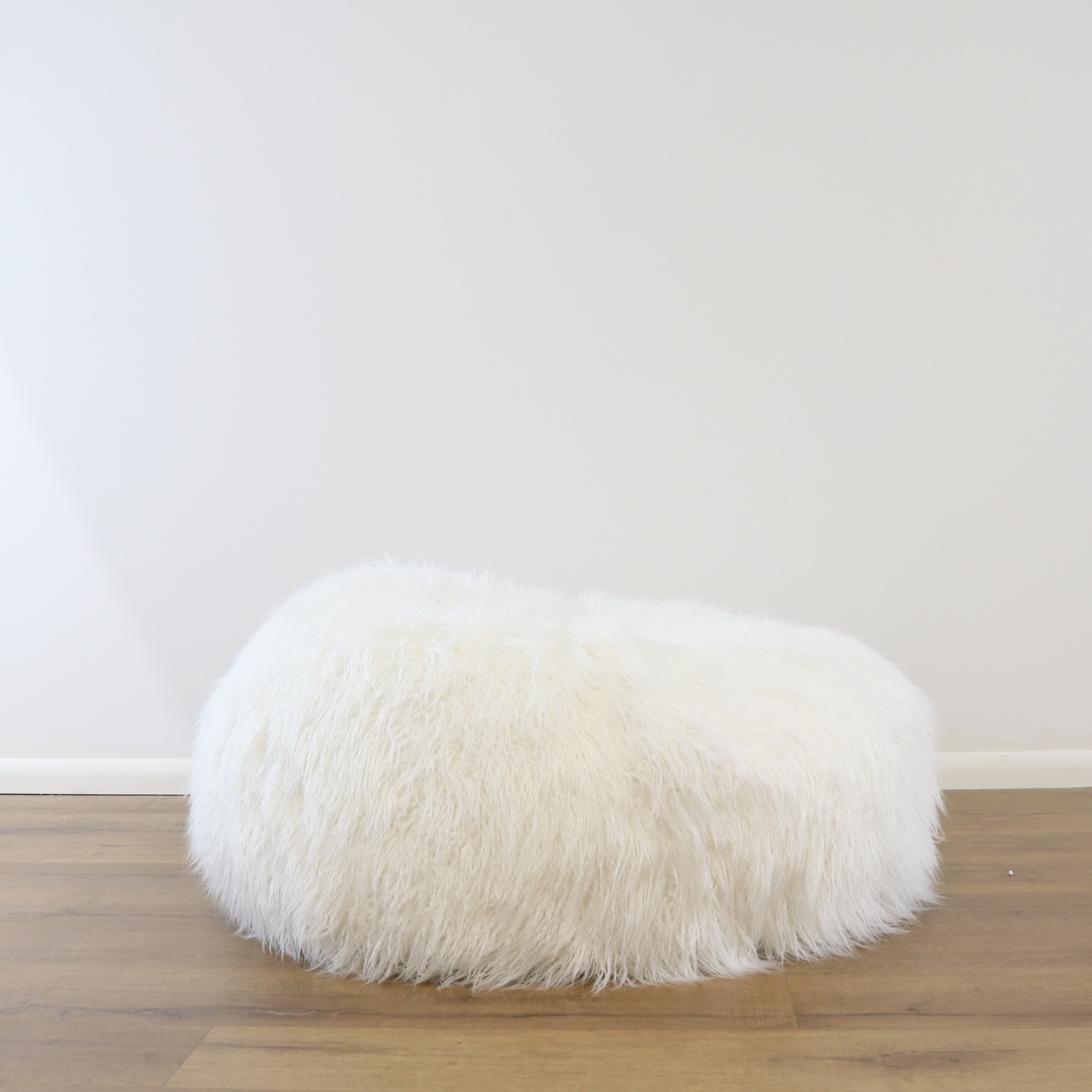 White fluffy best sale bean bags